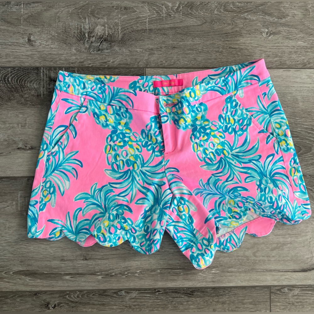 Lilly Pulitzer size 10 buttercup shorts like new